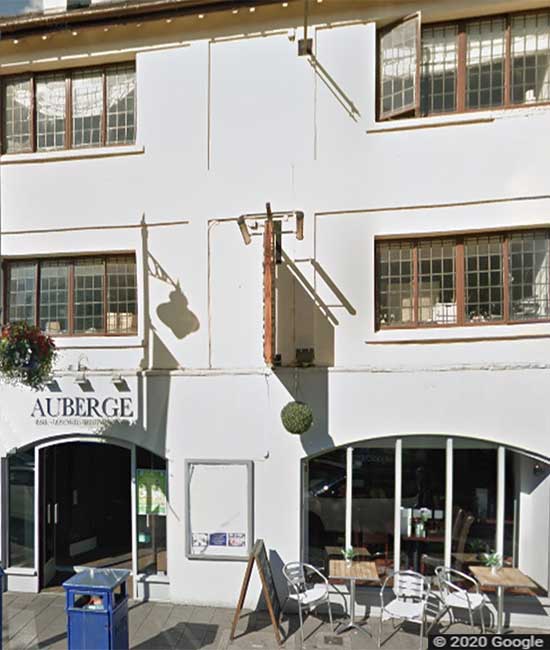 Auberge Bar & Restaurant